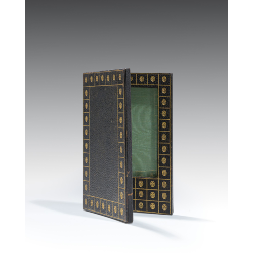 PICTURE FRAME