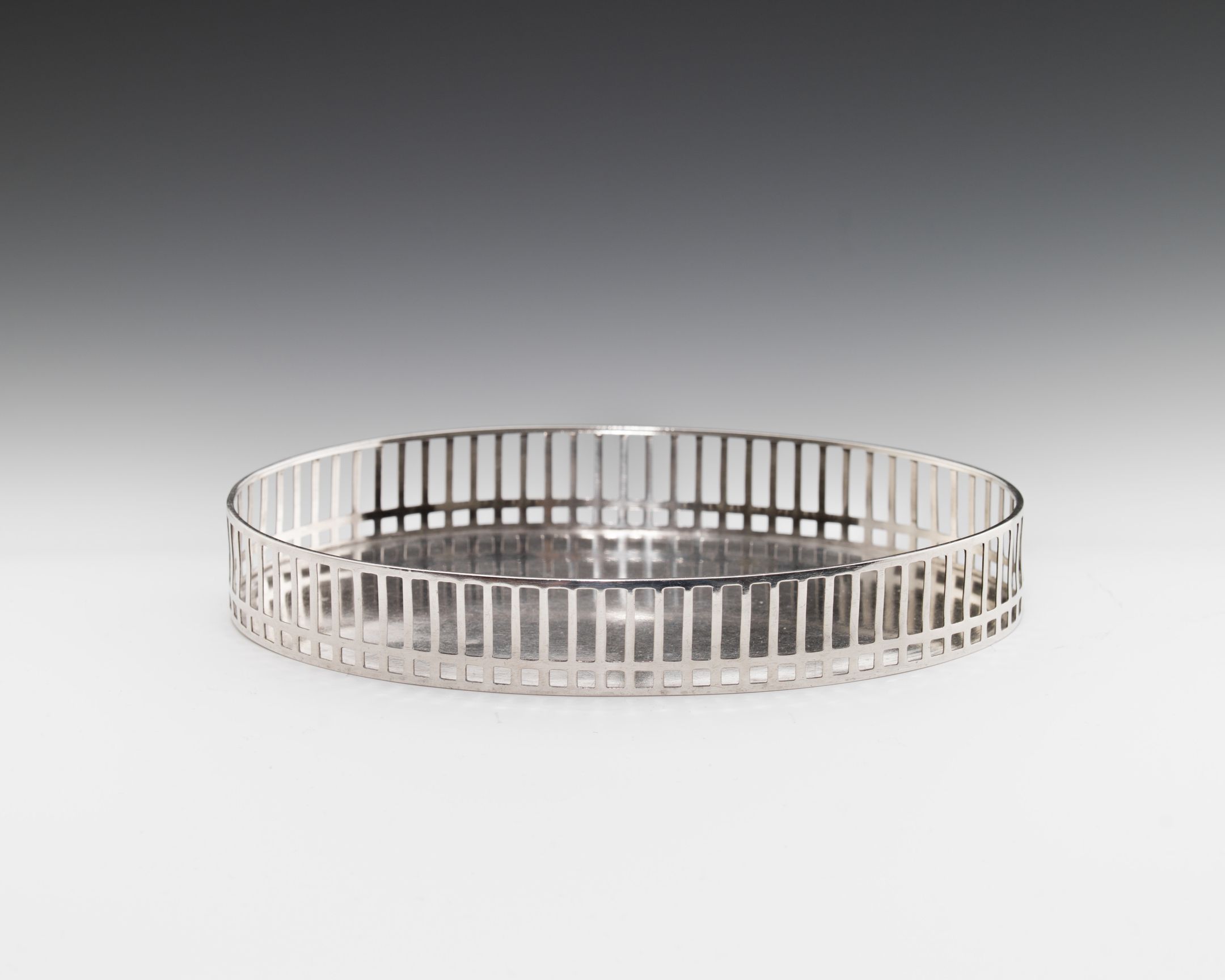 OVAL TRAY