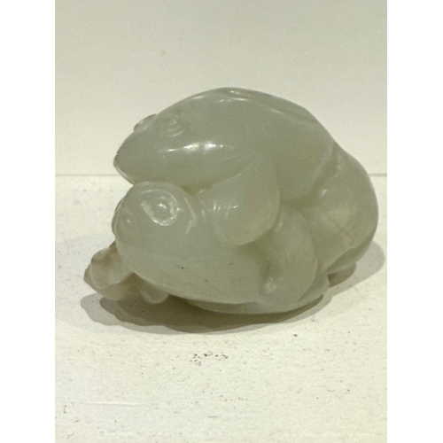 small pendant jade with two fish sculpted - China 19th century