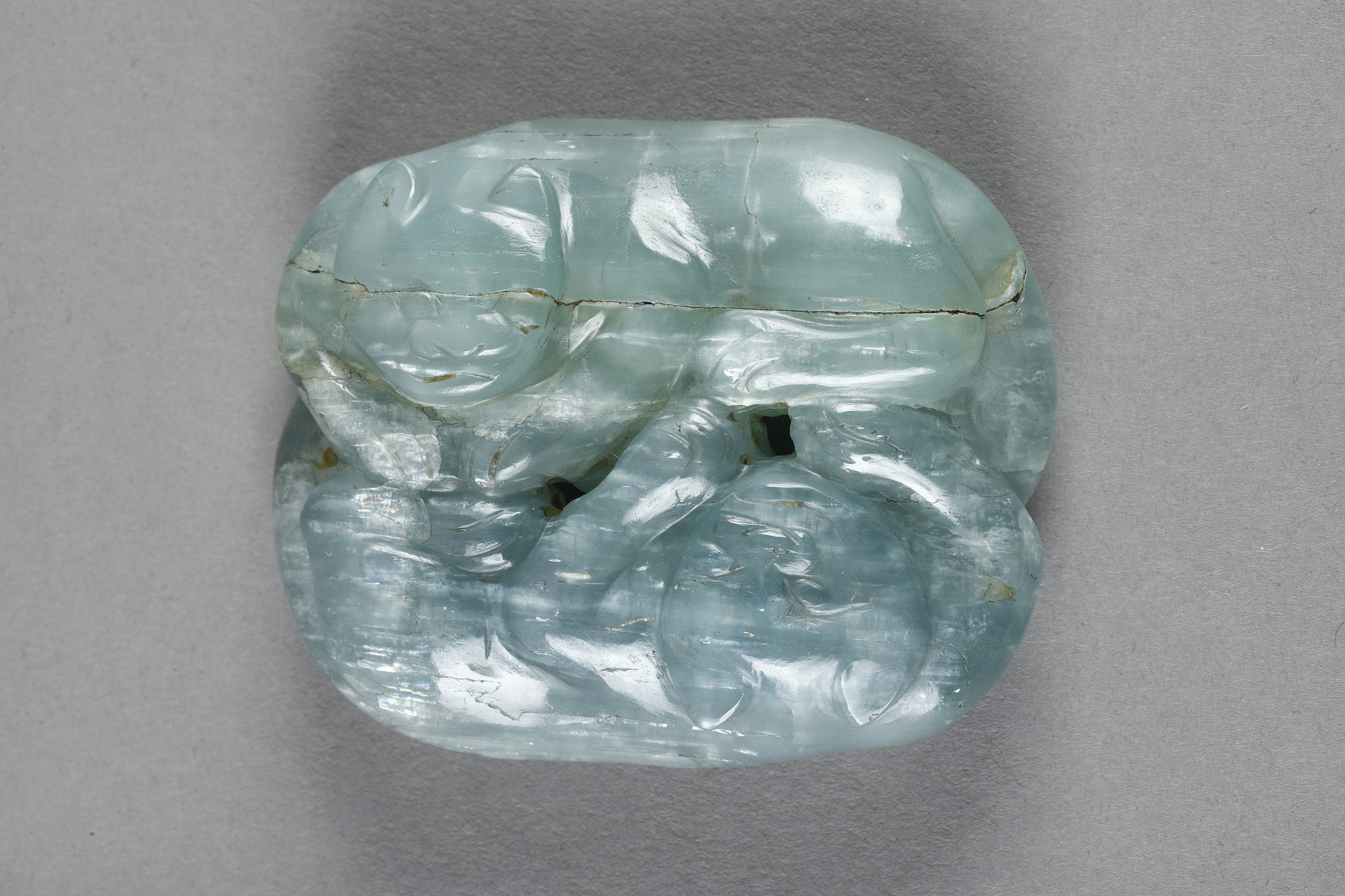 rare sculpture in aquamarine (beryl) representing two cats China period 19th century 