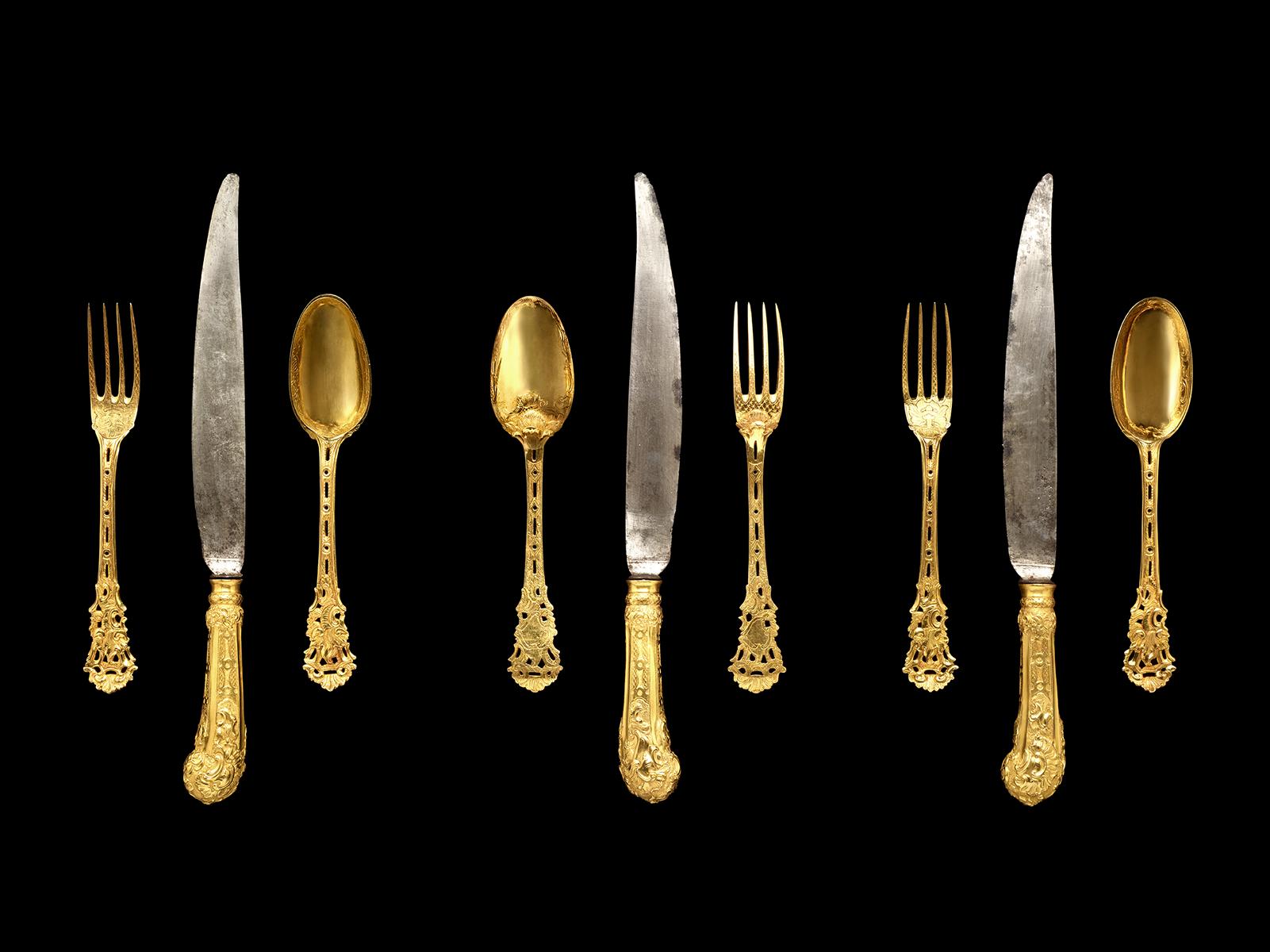 A D. João V Portuguese cutlery set and knife box