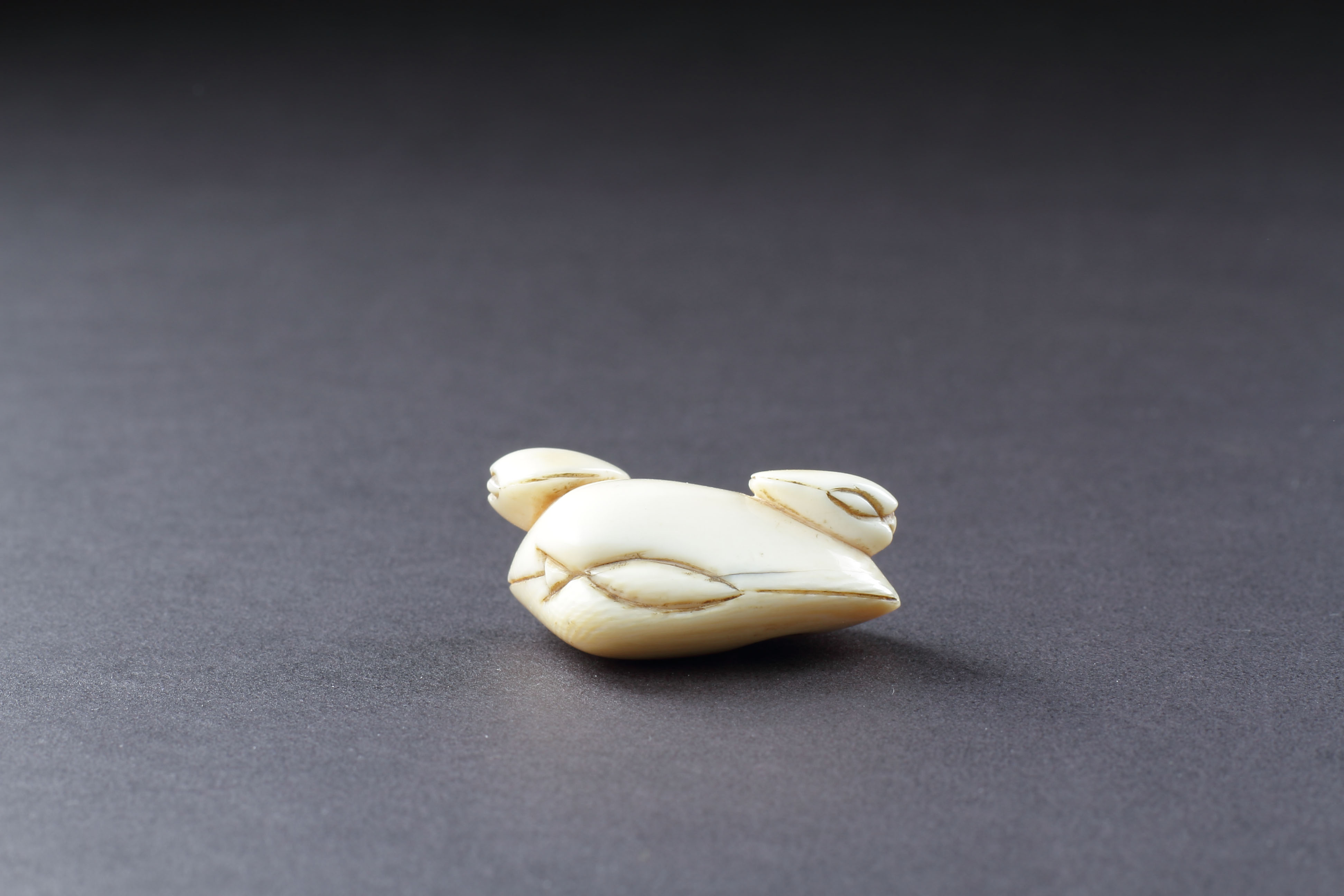 Japanese Ivory Netsuke of an Attractive Shell Group of Three Venus ...