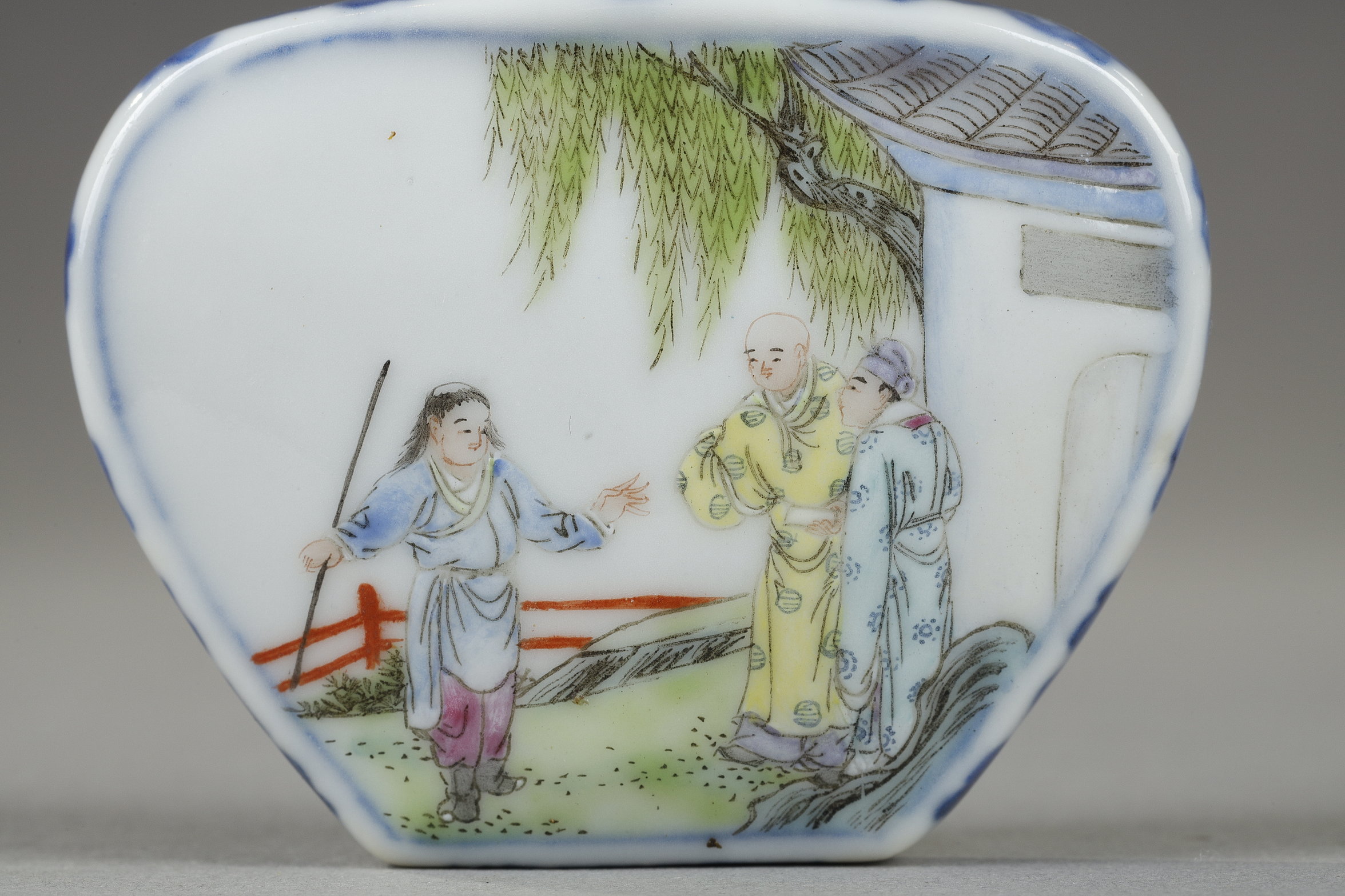 Snuff bottle porcelain ecusson shape decorated with characters in ...